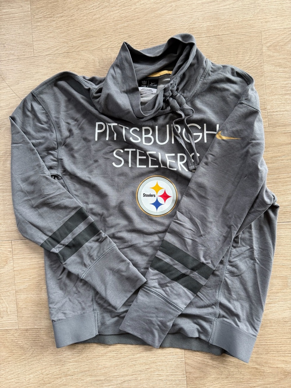 NFL Pittsburgh Steelers Gray Pullover Hoodie with Team Logo